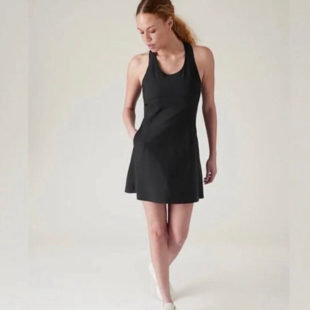 Athleta Levitate Dress Black M 798397